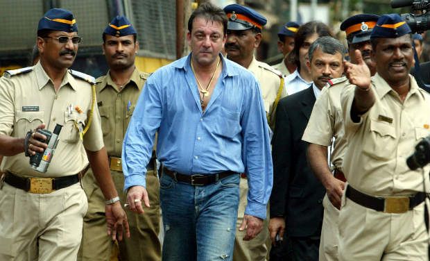 Pardon for Sanjay Dutt? Actor to file review petition in SC